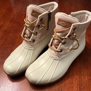Sperry Beige And Shimmery Pink Duck Boots size 7.5